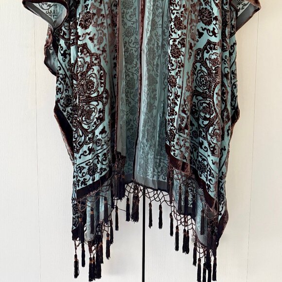 Free People Kite and Butterfly Hand Beaded Velvet Burnout Kimono Cardigan - Picture 4 of 12